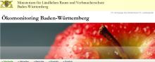 Titel der ehemaligen Seite zum Ökomonitoring Baden-Württemberg mit schwarzem Schriftzug aufweißem Grund sowie der Nahaufnahme eines Teilaspekts eines Apfels mit Wassertropfen